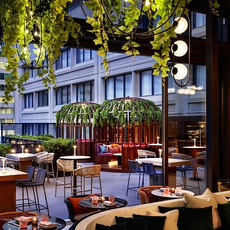 W Toronto Hotel Bagian luar foto