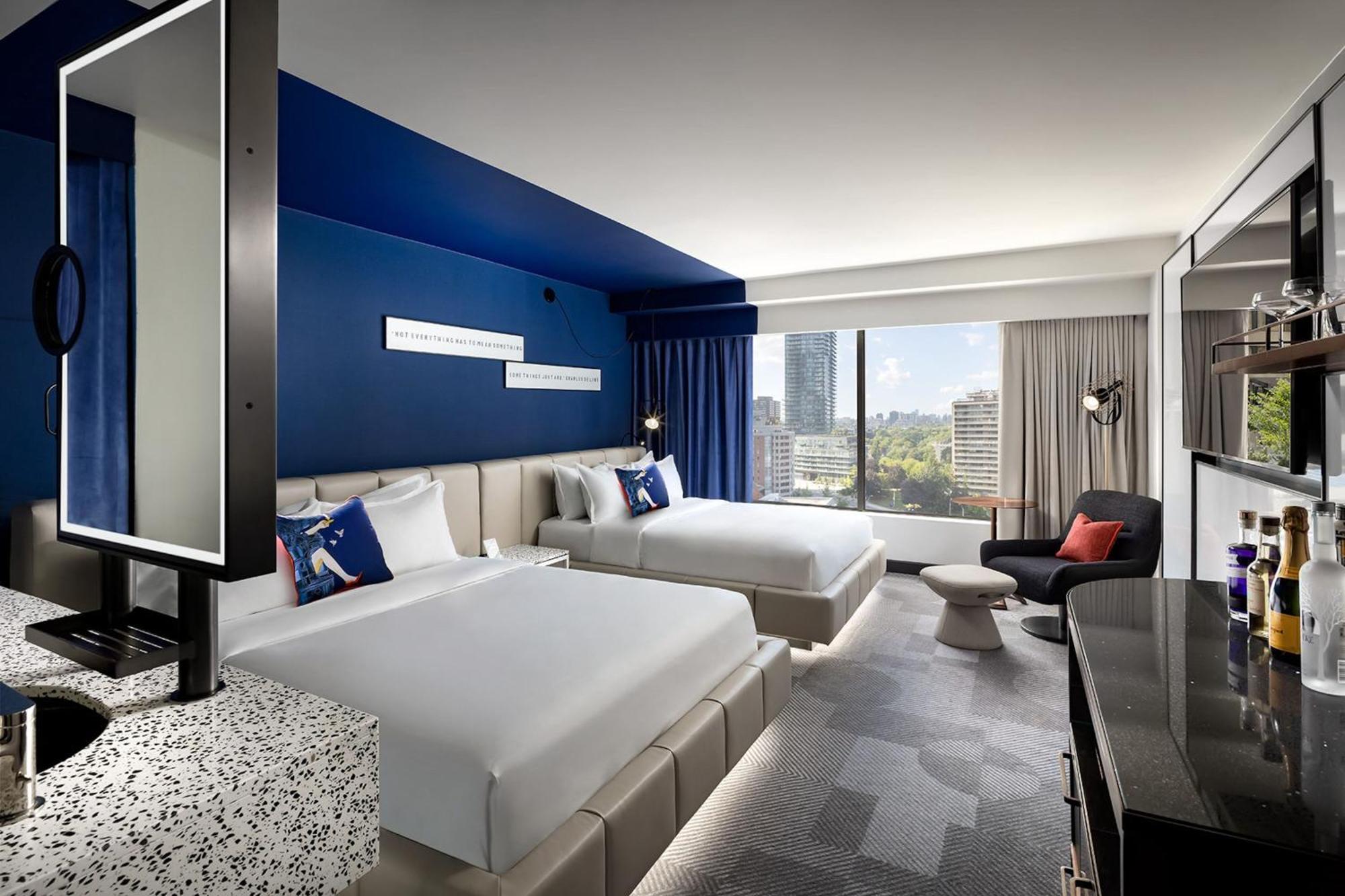 W Toronto Hotel Bagian luar foto